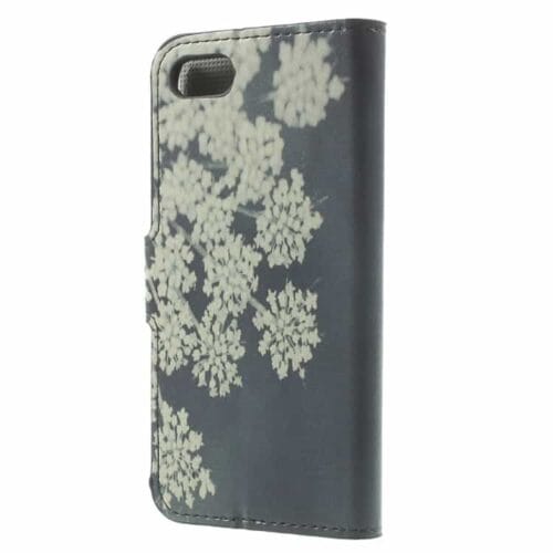 Iphone 7 - Pu Læder Pung Etui Cover Med Stand - Hvide Blomster